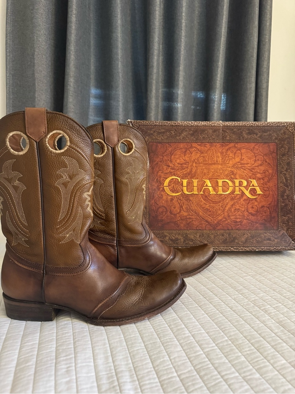 Cuadra Men’s Brown Leather Western Pull-On Boots
